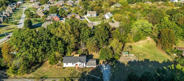 7466 Cox Pike, Fairview, TN 37062