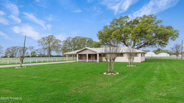 1826 Sawmill Highway, Breaux Bridge, LA 70517