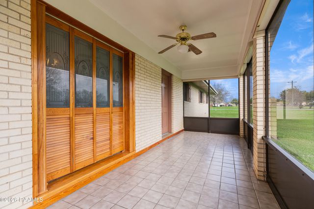 1826 Sawmill Highway, Breaux Bridge, LA 70517