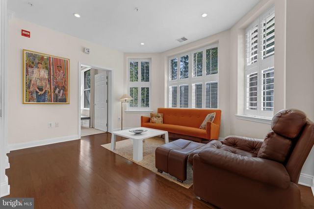 2140 WINDROW DR, Princeton, NJ 08540