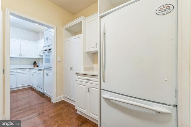 2140 WINDROW DR, Princeton, NJ 08540