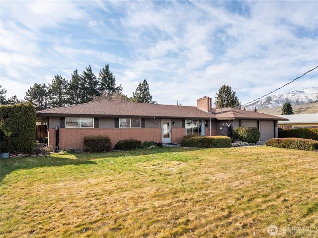1715 Harris Court, Wenatchee, WA 98801