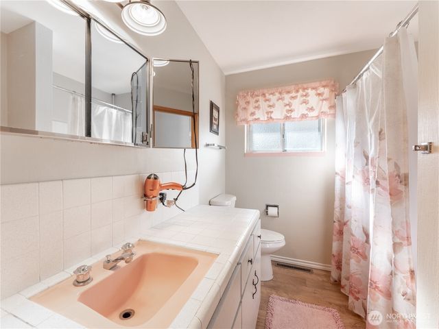 1715 Harris Court, Wenatchee, WA 98801