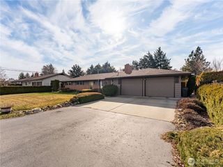 1715 Harris Court, Wenatchee, WA 98801