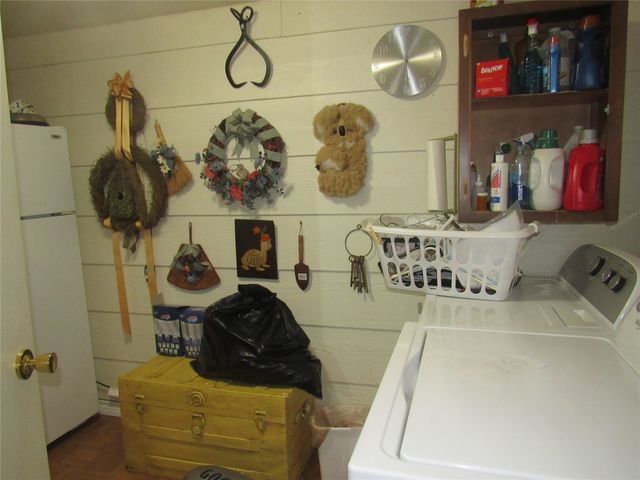 33 Queens Drive, Pottsboro, TX 75076