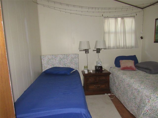 33 Queens Drive, Pottsboro, TX 75076