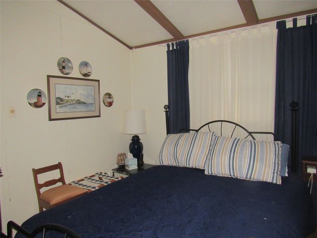 33 Queens Drive, Pottsboro, TX 75076