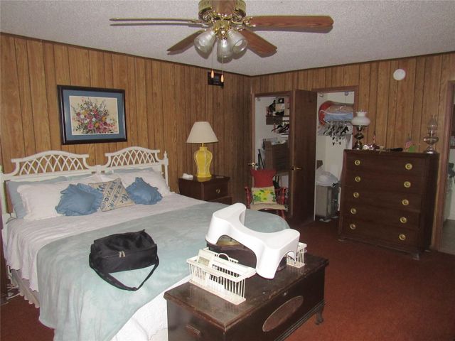 33 Queens Drive, Pottsboro, TX 75076