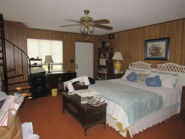 33 Queens Drive, Pottsboro, TX 75076