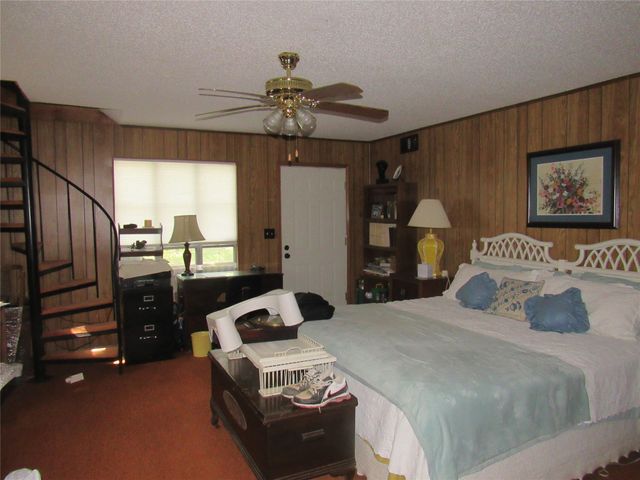 33 Queens Drive, Pottsboro, TX 75076