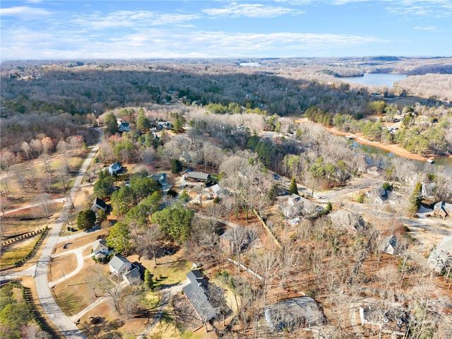 3810 Hardy Place, Gainesville, GA 30506