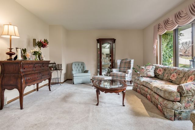 3165 Cavendish Drive, Rockford, IL 61109