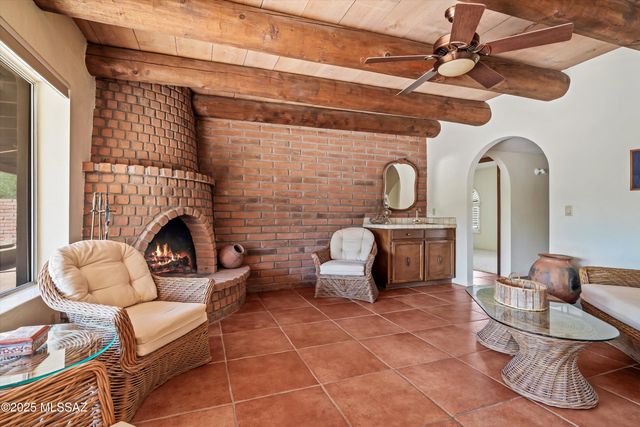 901 W Calle De Julio, Green Valley, AZ 85614