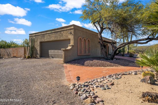 901 W Calle De Julio, Green Valley, AZ 85614