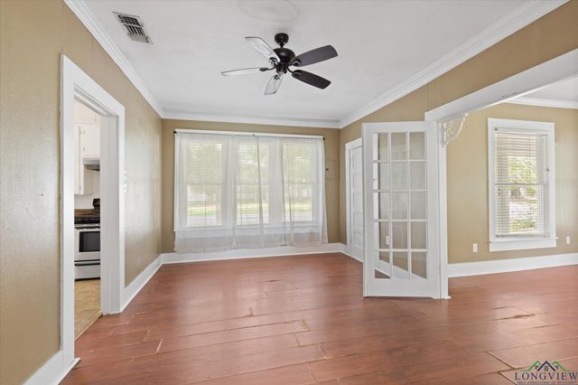 207 W Cedar, Hallsville, TX 75650