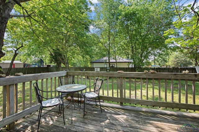 207 W Cedar, Hallsville, TX 75650