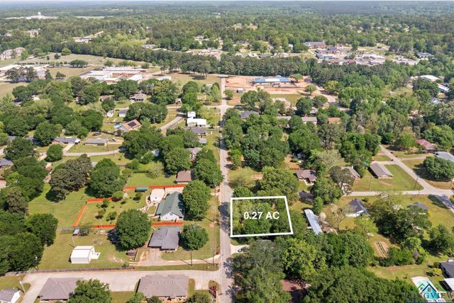 207 W Cedar, Hallsville, TX 75650