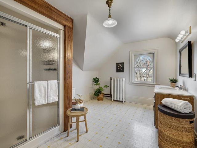 623 Lincoln Avenue, Saint Paul, MN 55105