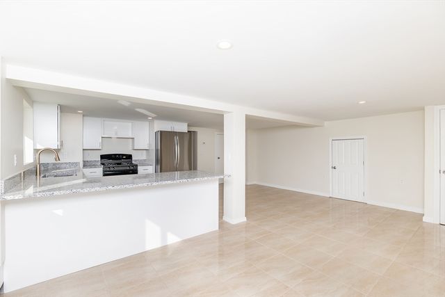 53 Saint Germain 3, Quincy, MA 02169