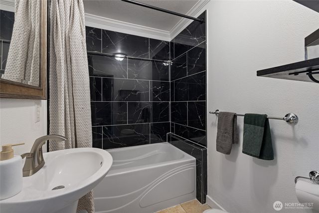 5512 N 47th Street, Tacoma, WA 98407