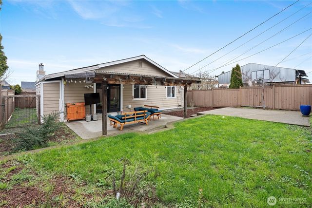 5512 N 47th Street, Tacoma, WA 98407