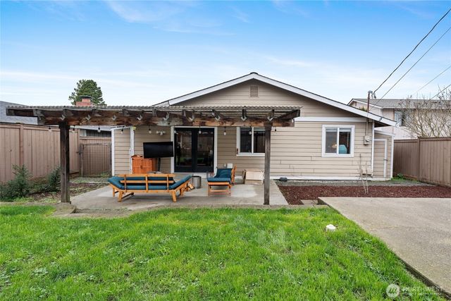5512 N 47th Street, Tacoma, WA 98407