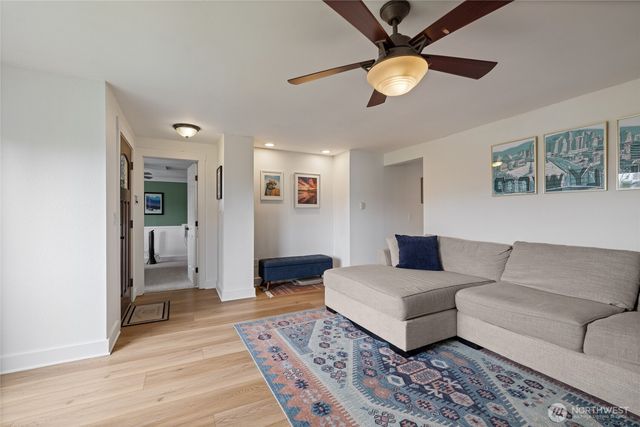 5512 N 47th Street, Tacoma, WA 98407