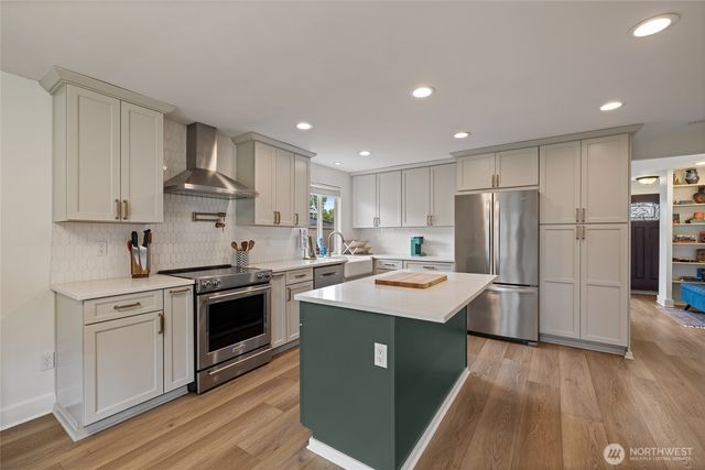 5512 N 47th Street, Tacoma, WA 98407