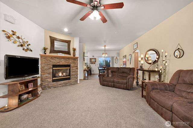 5306 Myers Drive, Ferndale, WA 98248