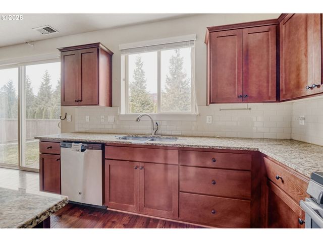 8633 Sw VALE Ct, Wilsonville, OR 97070