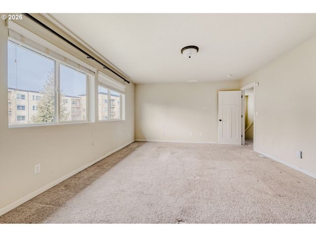 8633 Sw VALE Ct, Wilsonville, OR 97070