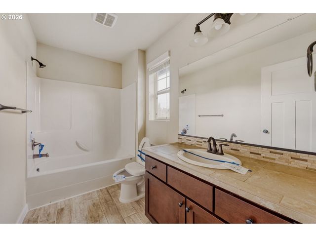 8633 Sw VALE Ct, Wilsonville, OR 97070