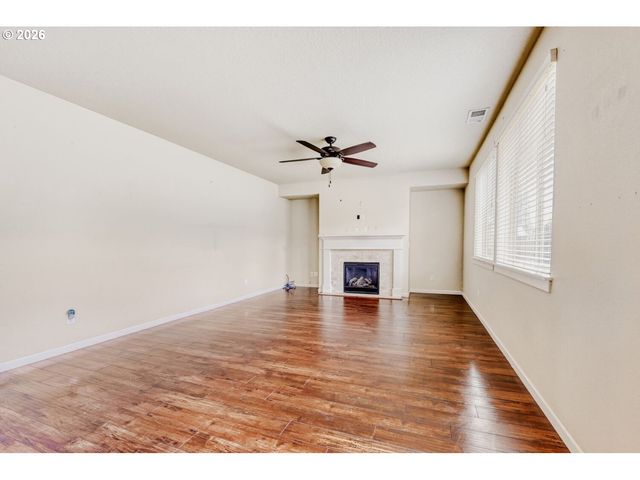 8633 Sw VALE Ct, Wilsonville, OR 97070