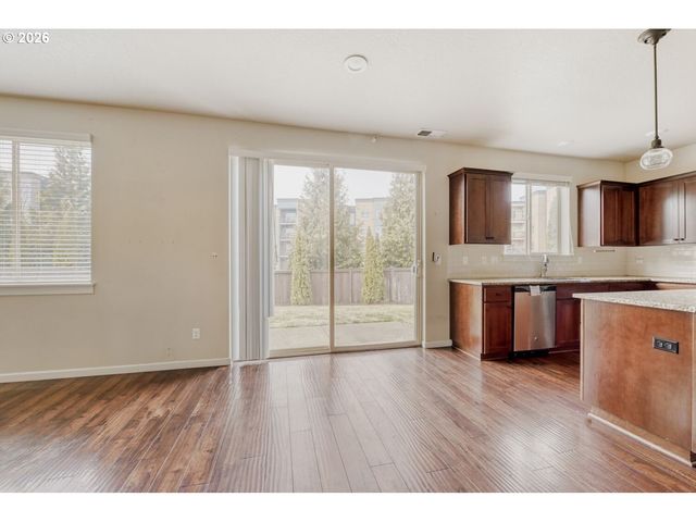 8633 Sw VALE Ct, Wilsonville, OR 97070