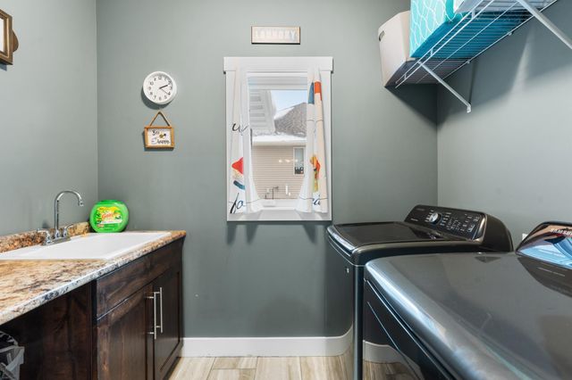 1157 8th Avenue NW, Byron, MN 55920