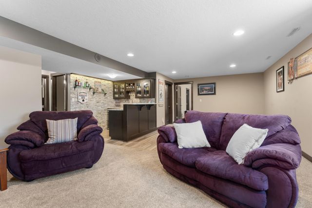 1157 8th Avenue NW, Byron, MN 55920