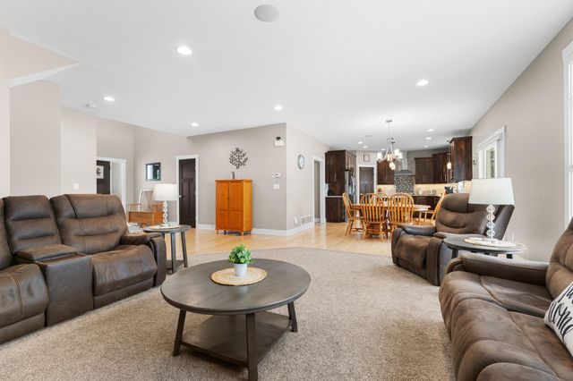 1157 8th Avenue NW, Byron, MN 55920