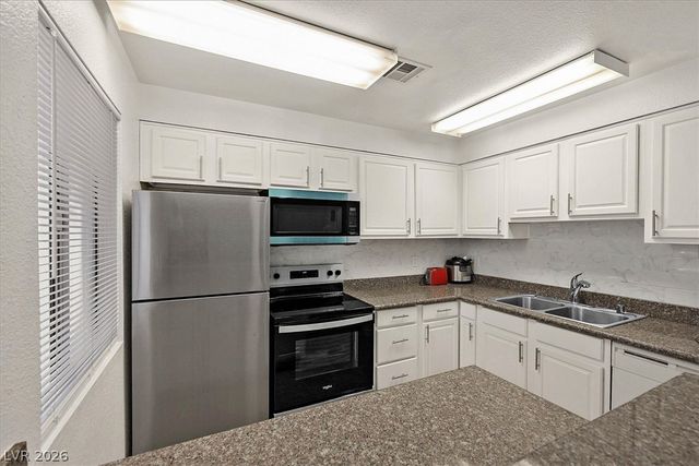 5493 Indian River Drive 376, Las Vegas, NV 89103