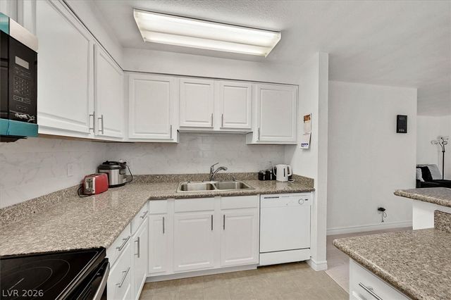 5493 Indian River Drive 376, Las Vegas, NV 89103
