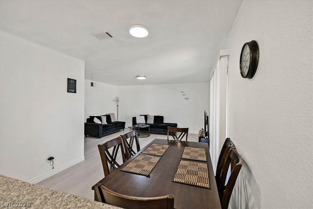 5493 Indian River Drive 376, Las Vegas, NV 89103
