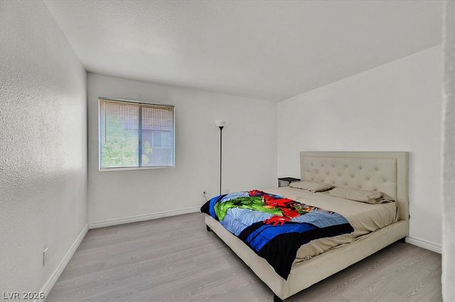 5493 Indian River Drive 376, Las Vegas, NV 89103