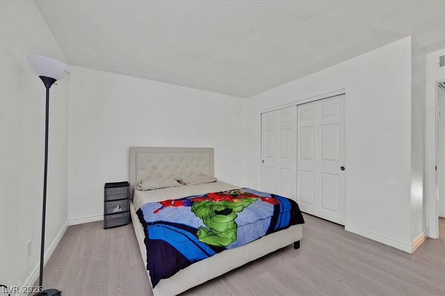 5493 Indian River Drive 376, Las Vegas, NV 89103