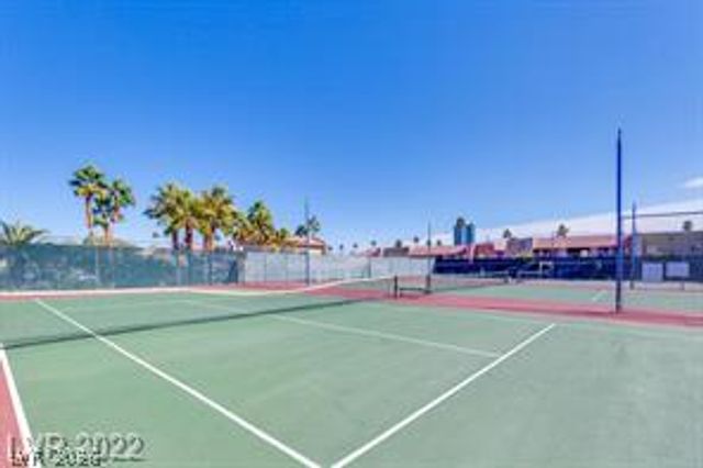 5493 Indian River Drive 376, Las Vegas, NV 89103