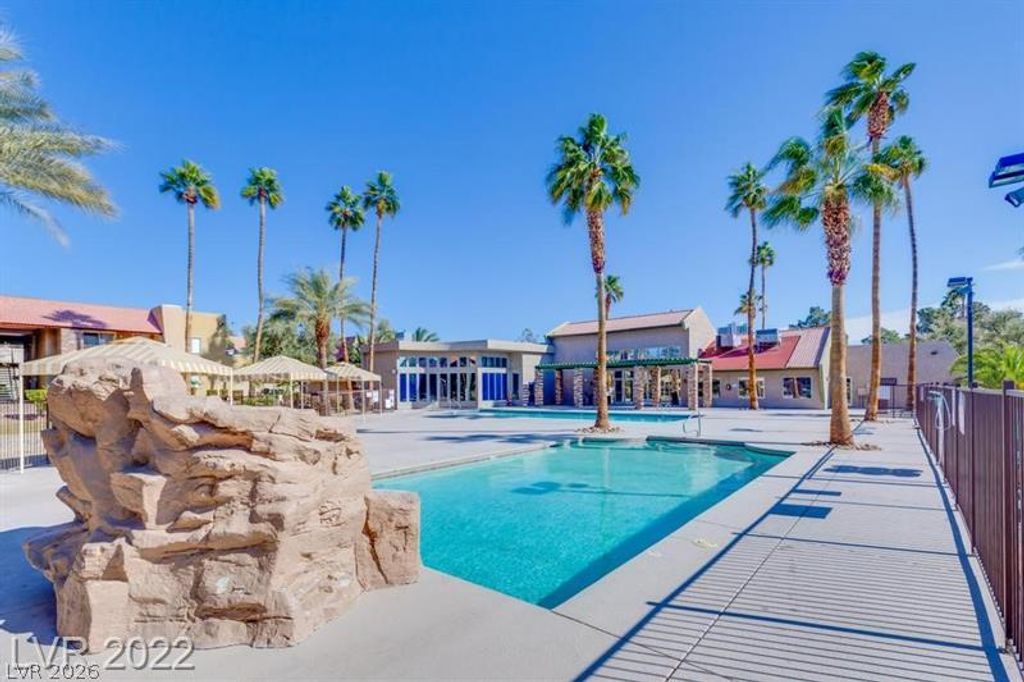 5493 Indian River Drive 376, Las Vegas, NV 89103