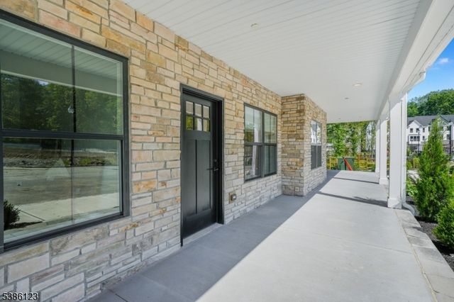 104 Encampment Ct, Montville Twp., NJ 07082
