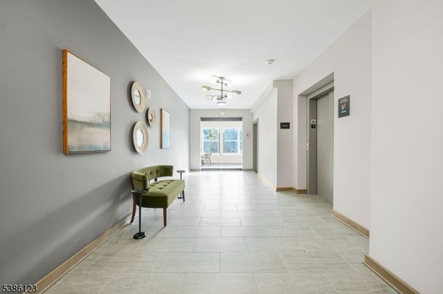 104 Encampment Ct, Montville Twp., NJ 07082