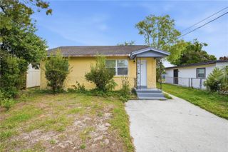 8419 N SEMMES STREET, Tampa, FL 33604