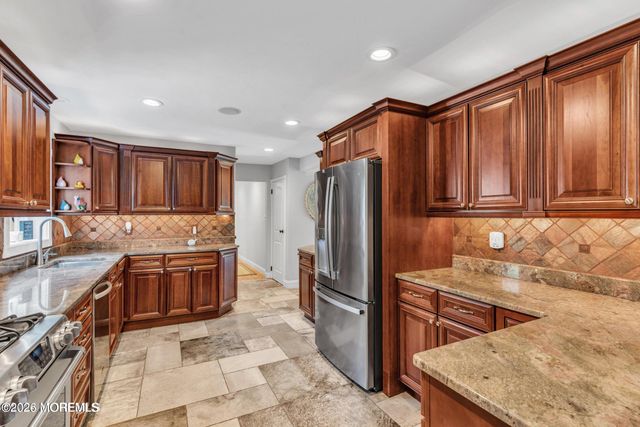 760 Harmony Road, Middletown, NJ 07748