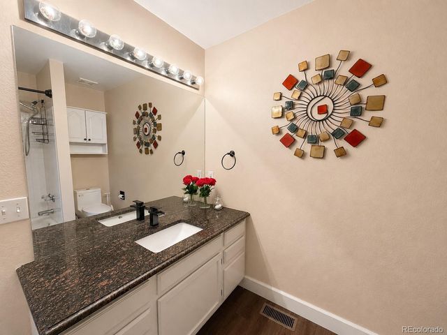 8350 S Upham Way, Littleton, CO 80128
