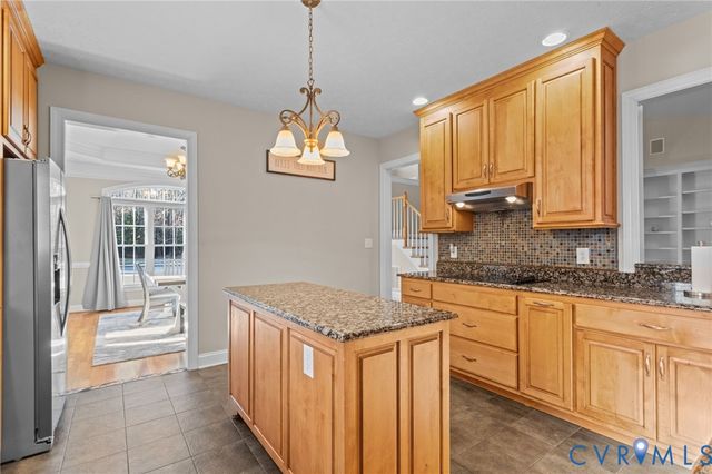 11106 Kings Pond Dr, New Kent, VA 23140